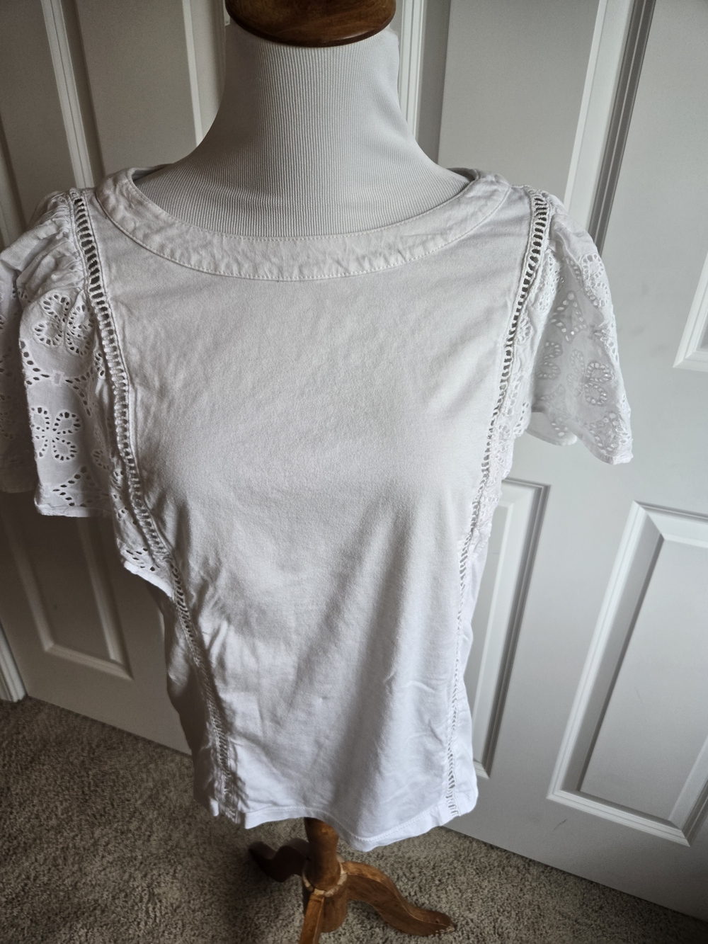 Banana Republic Factory White Eyelet Flutter Sleeve Tee